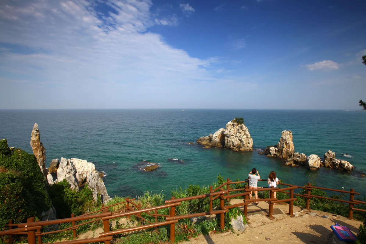 추암촛대바위 - 동해온천 여행