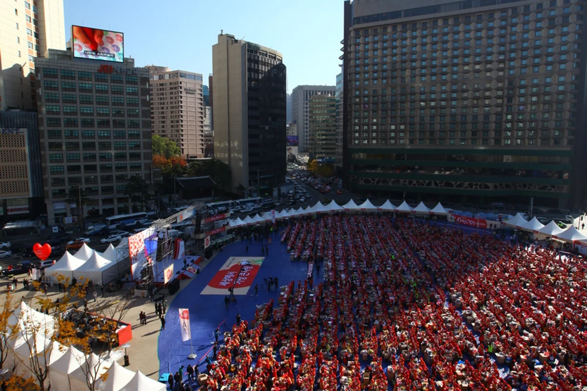 서울광장 - 명동뚜벅이여행 여행