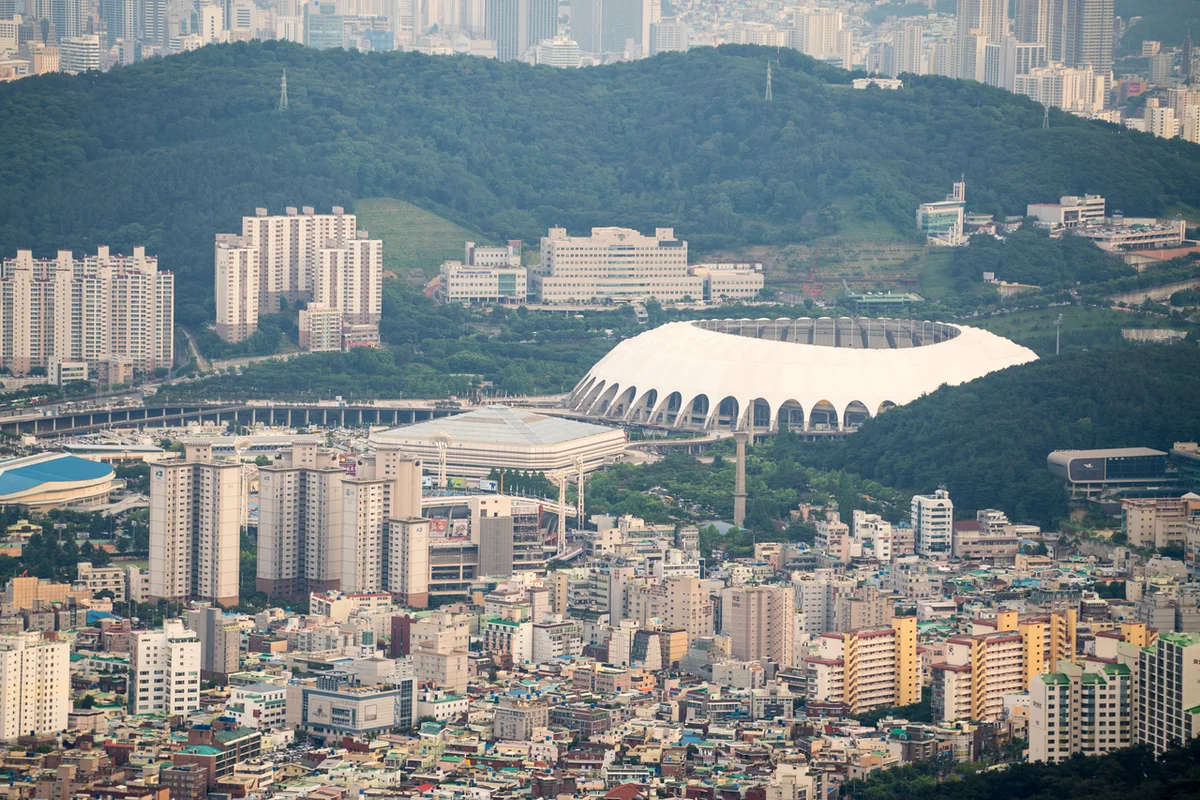 부산 아시아드 주경기장 - 사직횟집 여행
