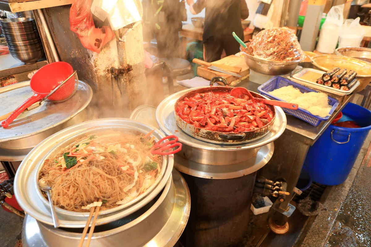 경주 맛집거리 (출처 : 한국관광공사)