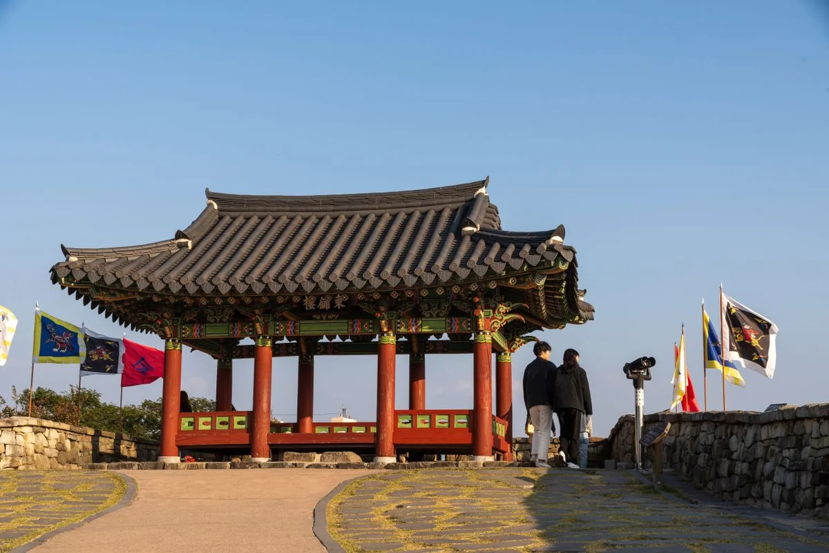 통영케이블카 친구와 가볼만한곳 (출처 : 한국관광공사)