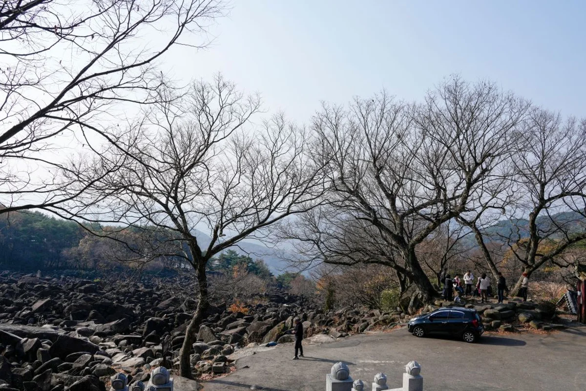 밀양시 사찰 (출처 : 한국관광공사)
