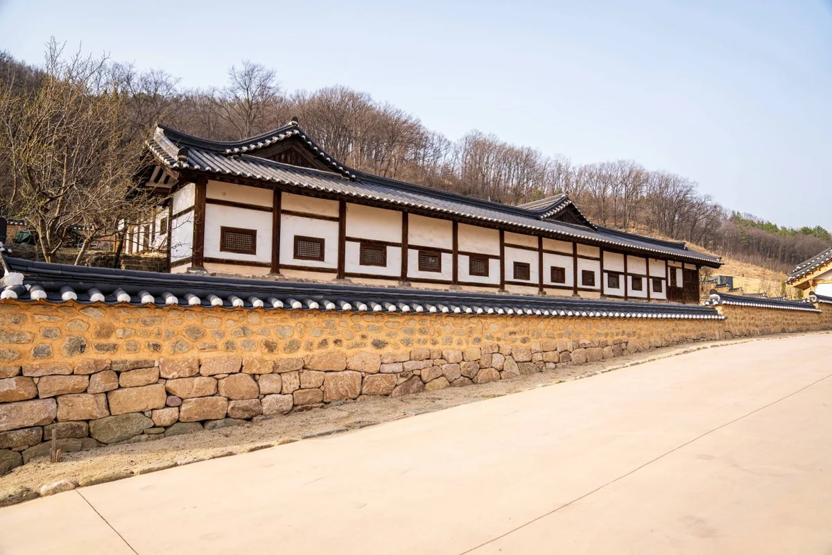 수안보 한옥스테이 (출처 : 한국관광공사)