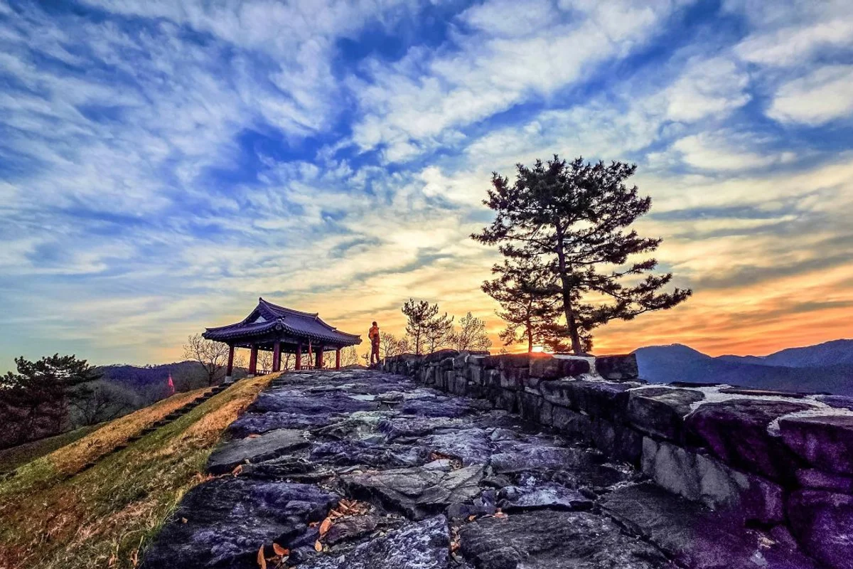 밀양 일출 명소 (출처 : 한국관광공사)