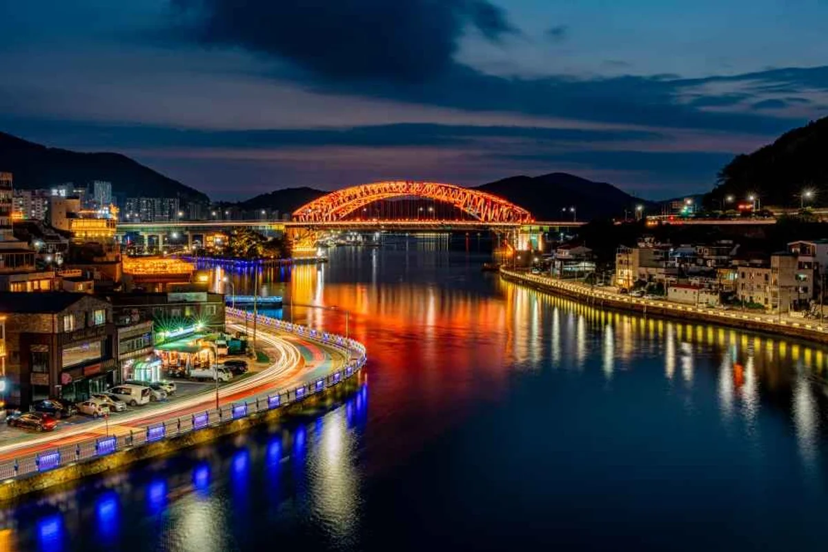 통영시 서핑 (출처 : 한국관광공사)