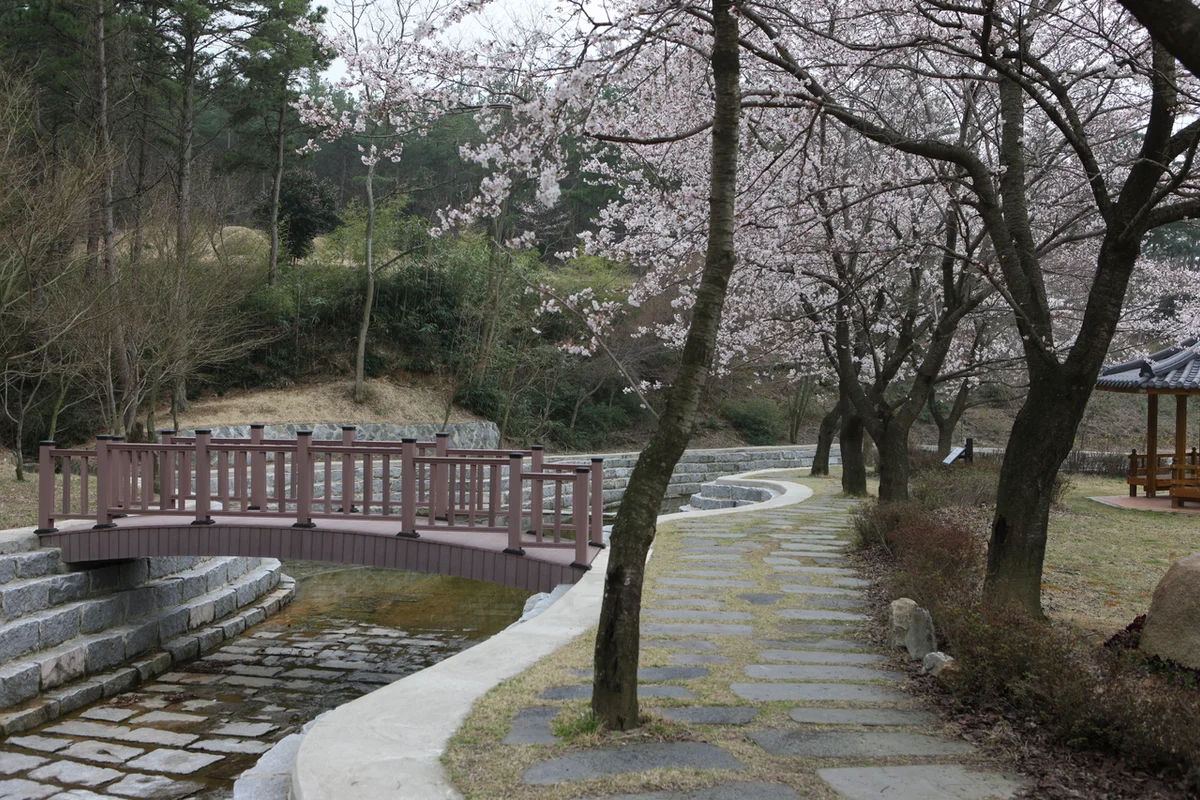 왕인박사유적지 - 영암군 여행